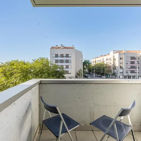 Guestready - Cosy With Balcony *