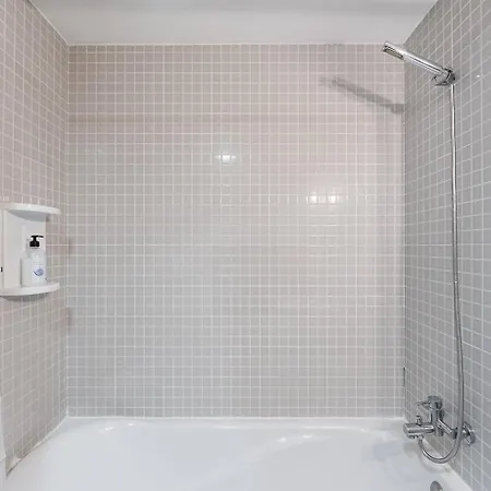 Апартаменты Guestready - Cosy With Balcony Авейру