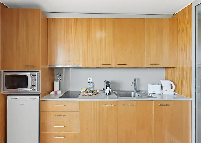 Guestready - Cosy With Balcony Lejlighed