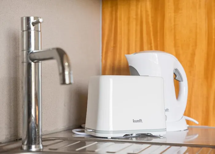 Guestready - Cosy With Balcony Lejlighed